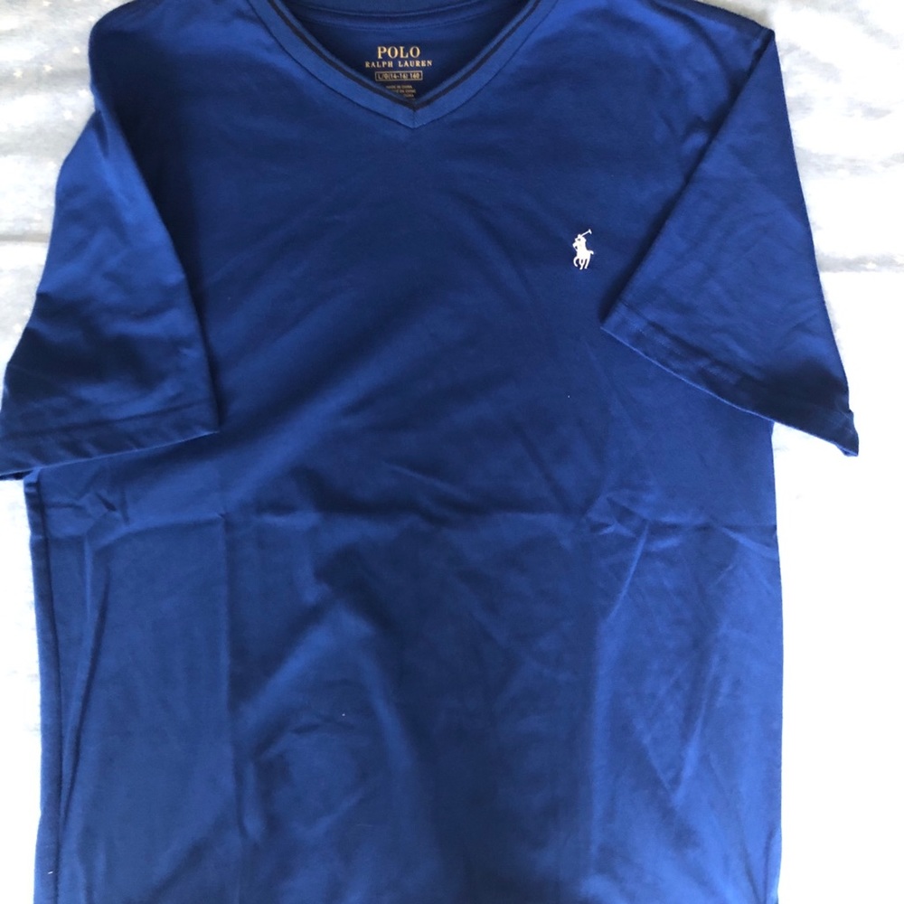Ralph Lauren in blue V-neck tee. NWOT size L boys